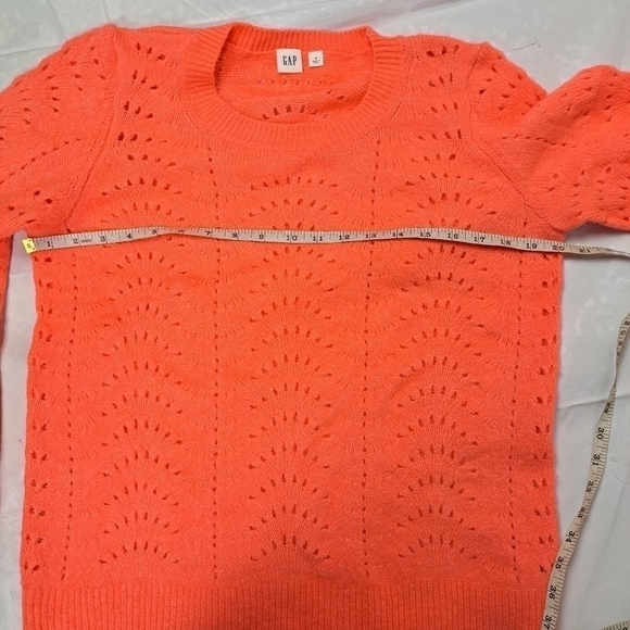 GAP Pointelle Coral Sweater - Picture 8 of 10